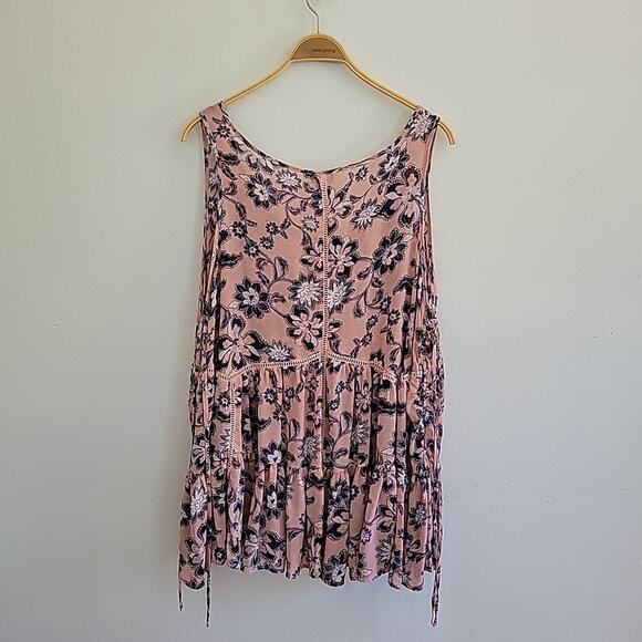 Torrid Lace Up Sleeveless Chiffon Babydoll Tank Blouse 3X Floral Scoop Neck Boho - Picture 2 of 8